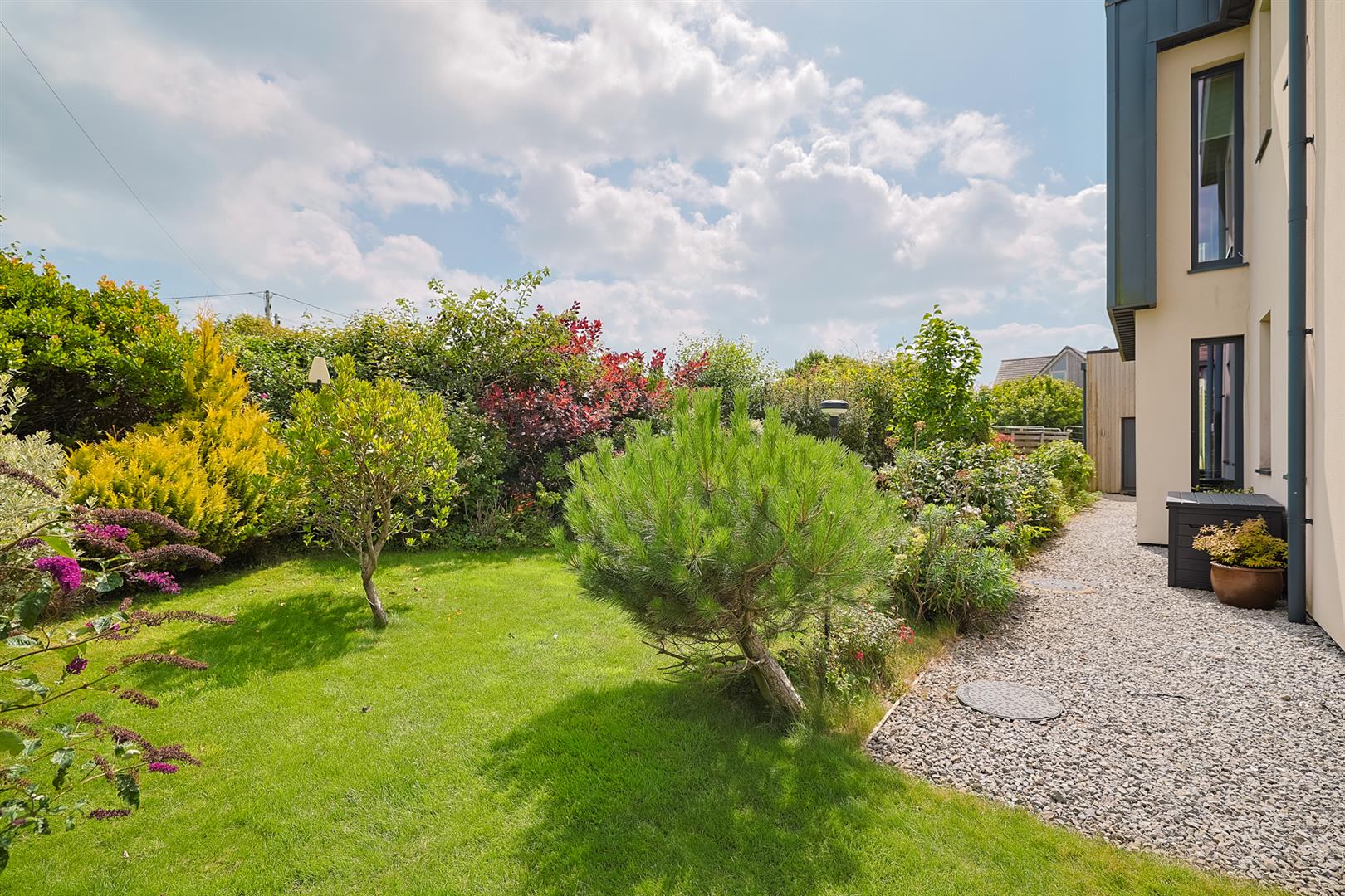 East Cliff, Southgate, Swansea, SA3 2AS